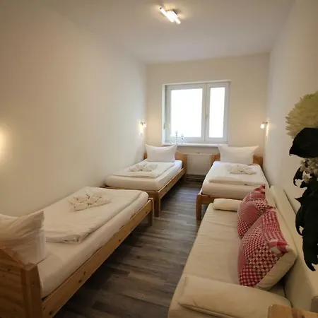 Apart Otel Tempelhof 3*