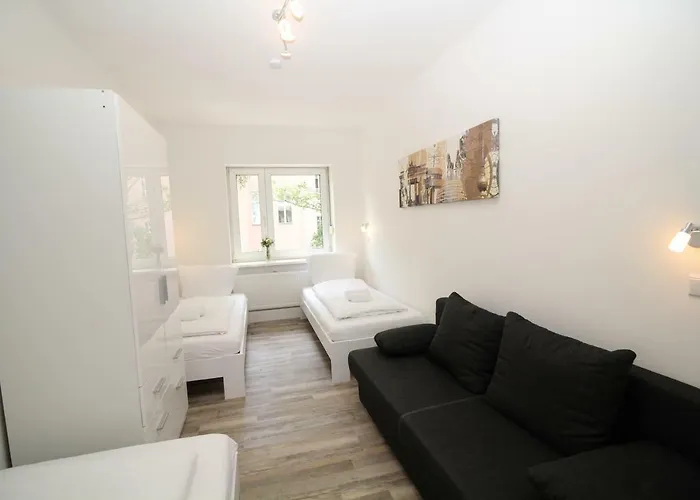 Tempelhof Apart-hotel 3*